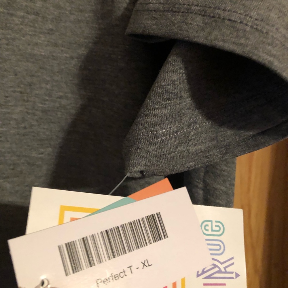 XL Lularoe Perfect T NWT